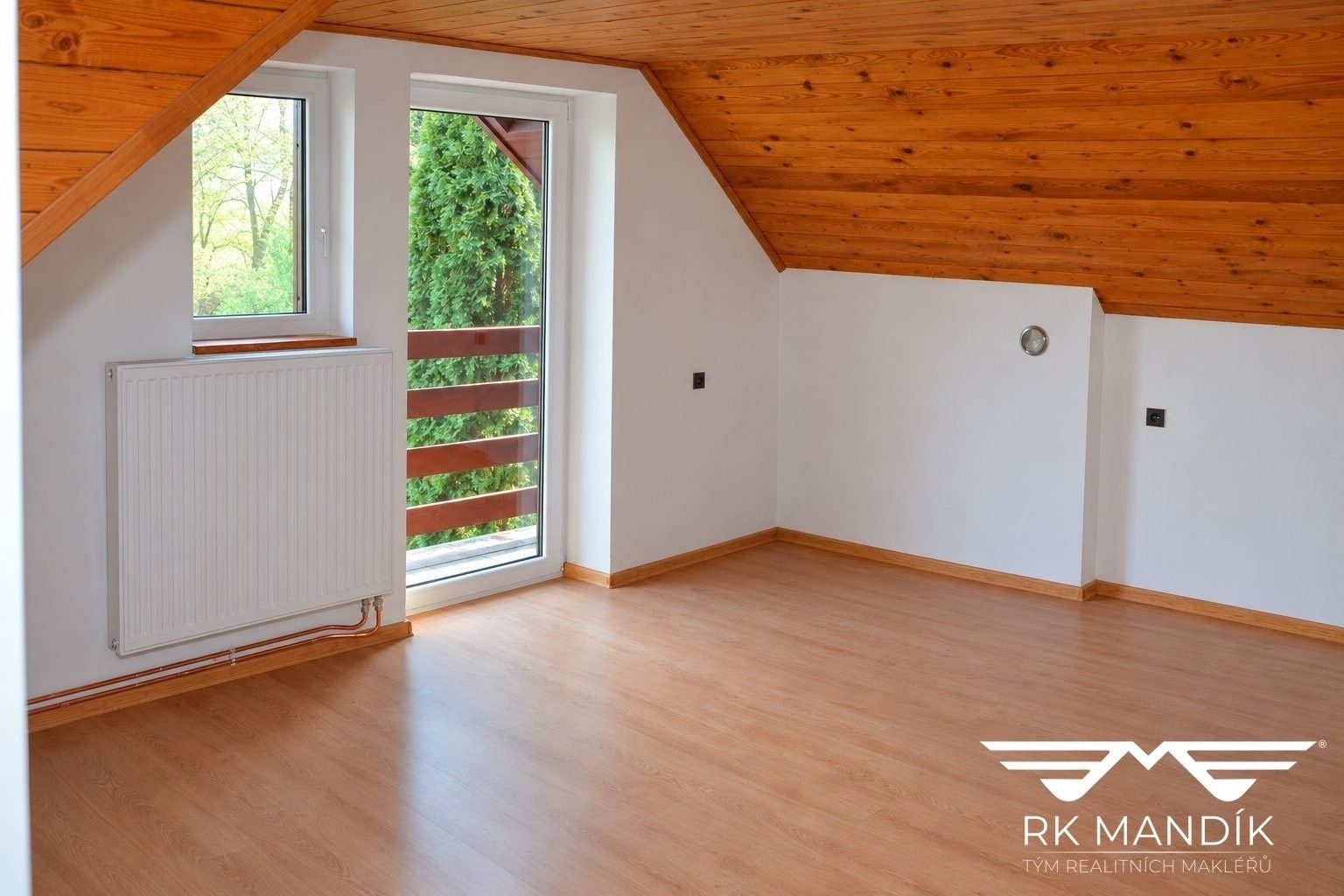Chaty, Na Bahýnkách, Babice, 121 m² - 2