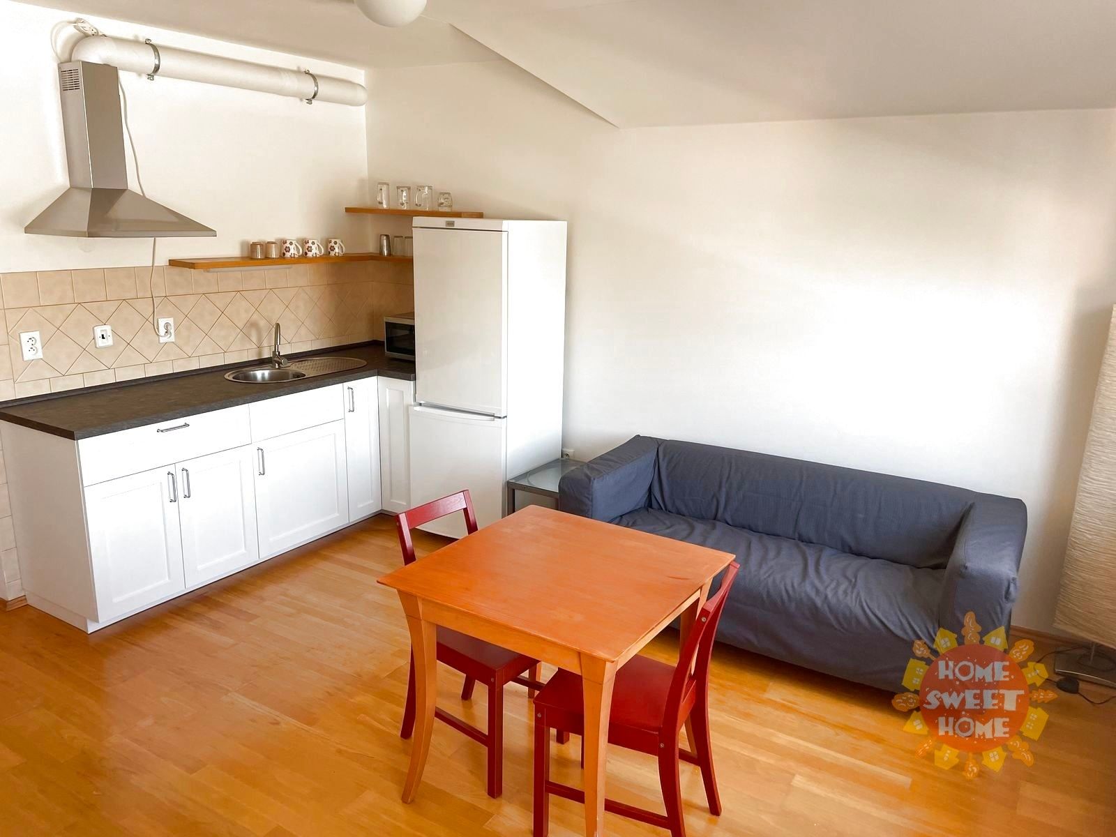 1+kk, Kovanecká 2284, Praha, 35 m²