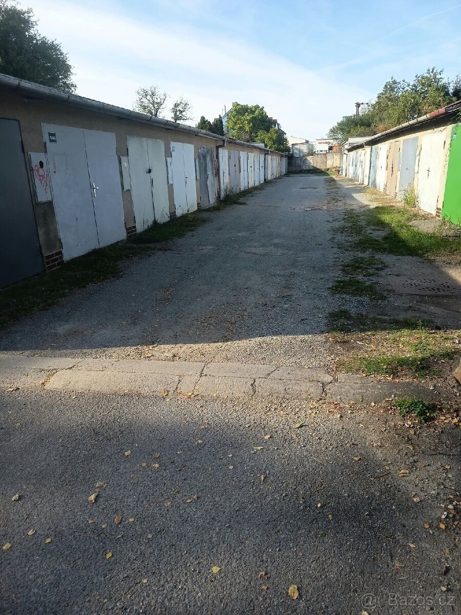Garáže, Blansko, 678 01 - 2