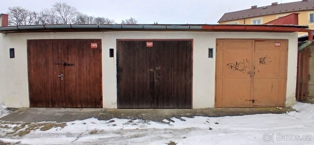 Garáže, Jindřichův Hradec, 377 01