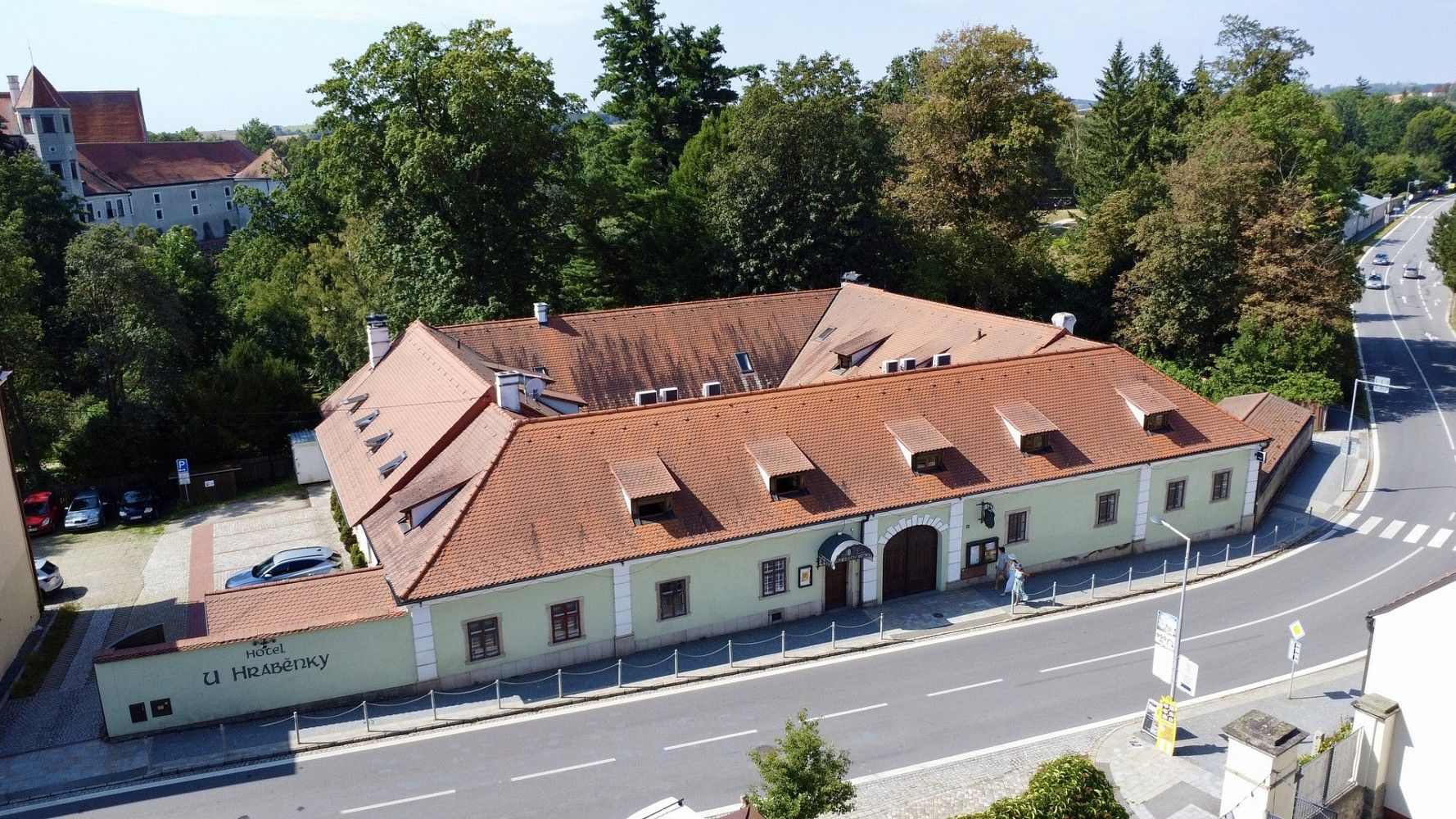 Ubytovací zařízení, Telč - Telč-Štěpnice, okres Jihlava, Kraj Vysočina, 844 m² - 1