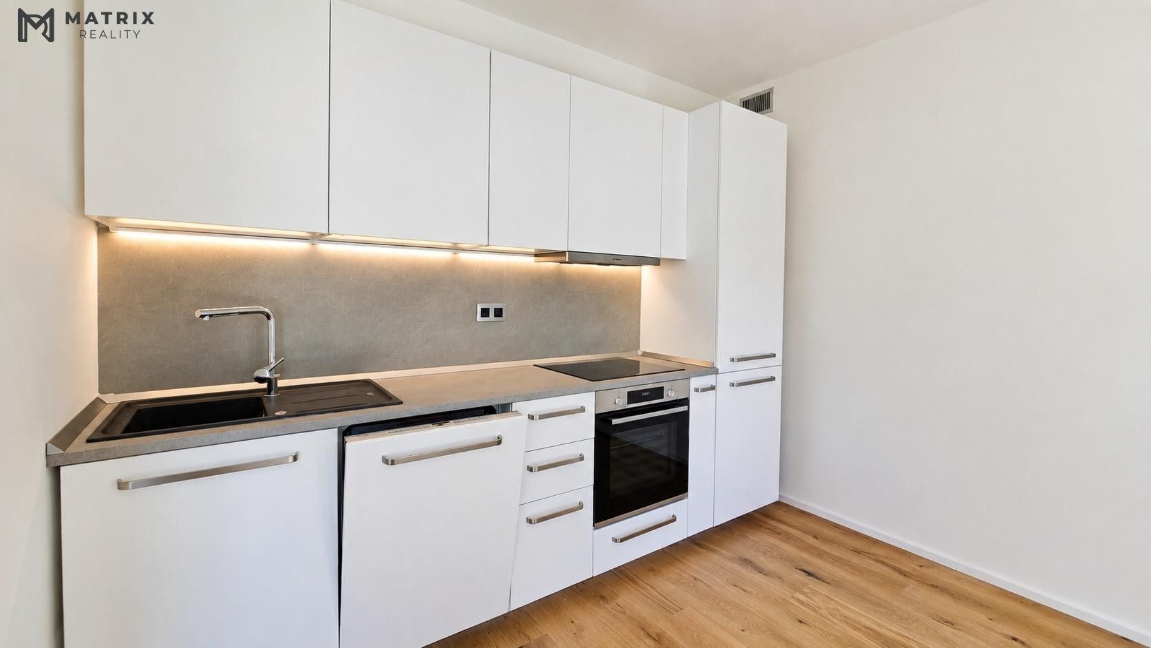 Byt 2+kk · 52 m² · Radlická, Praha - 3