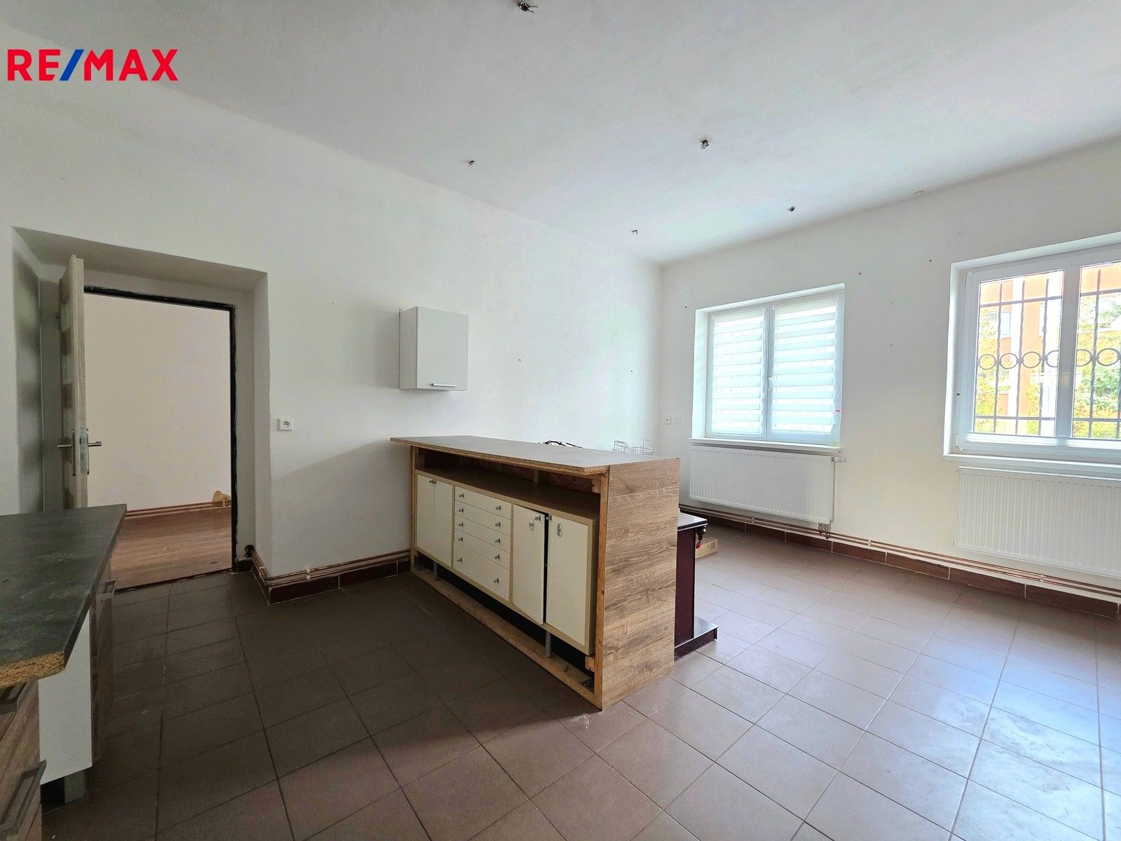 Pronájem obchodní prostory - Hlavní, Kryry, 113 m²