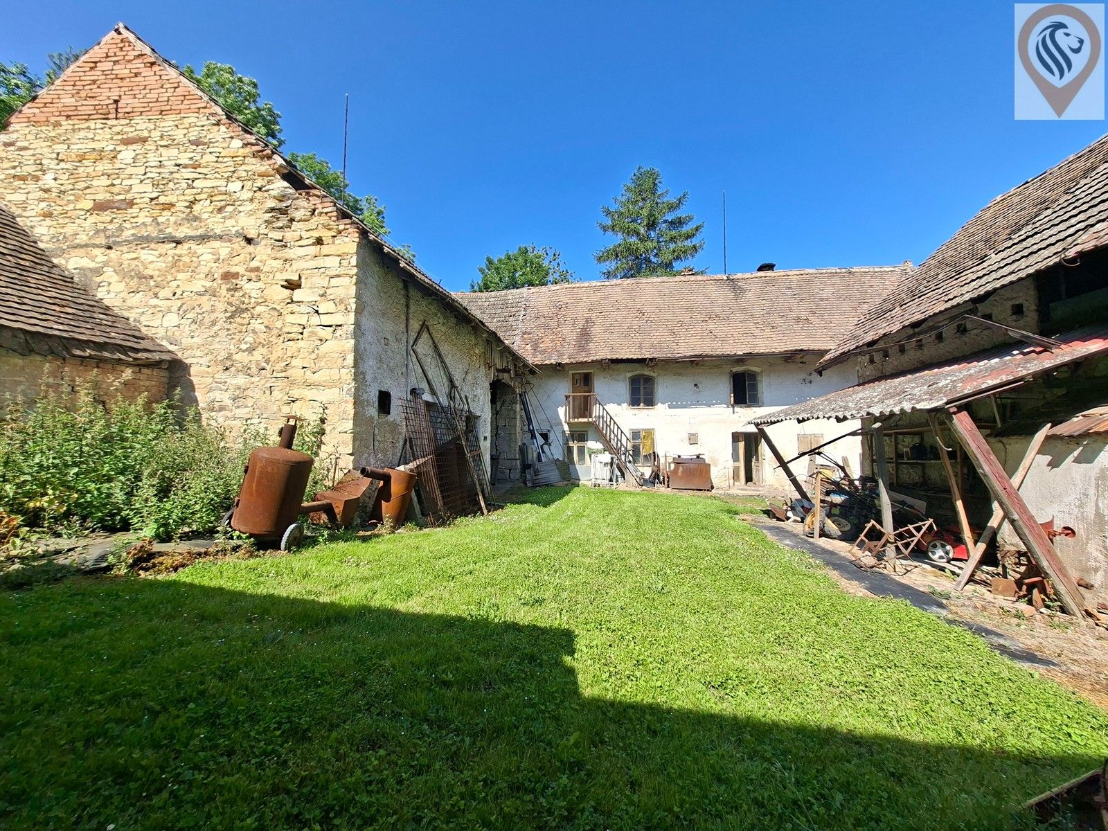 Zemědělské usedlosti, Ječovice, Mšené-lázně, 300 m²