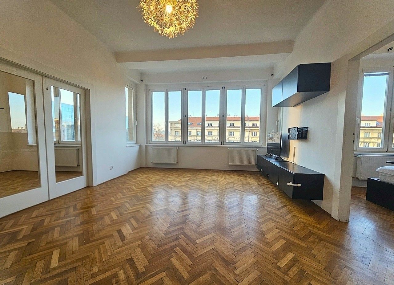 4+1, Rooseveltova 893, Praha, 95 m²