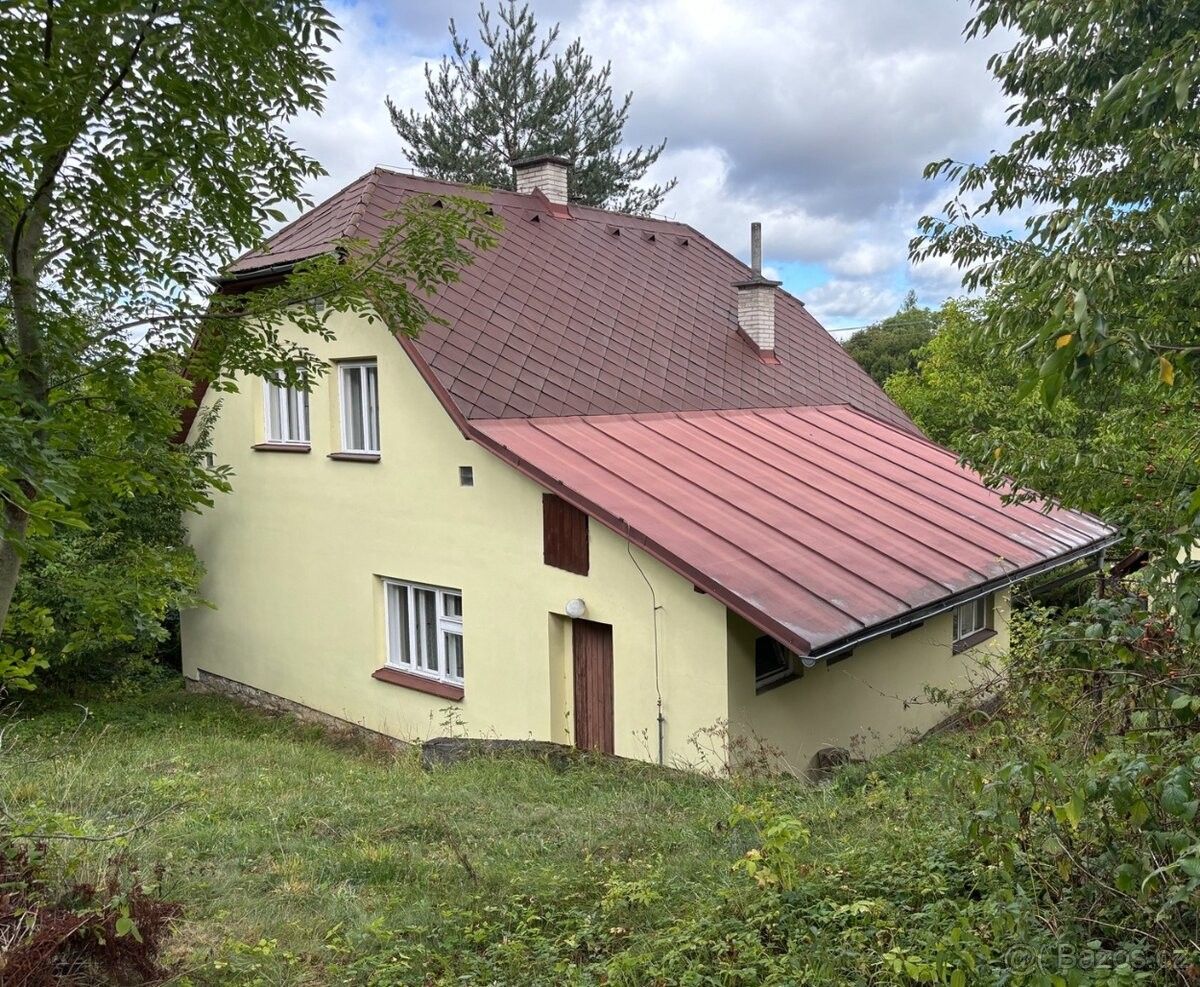 Rodinné domy, Valašské Meziříčí, 757 01 - 1