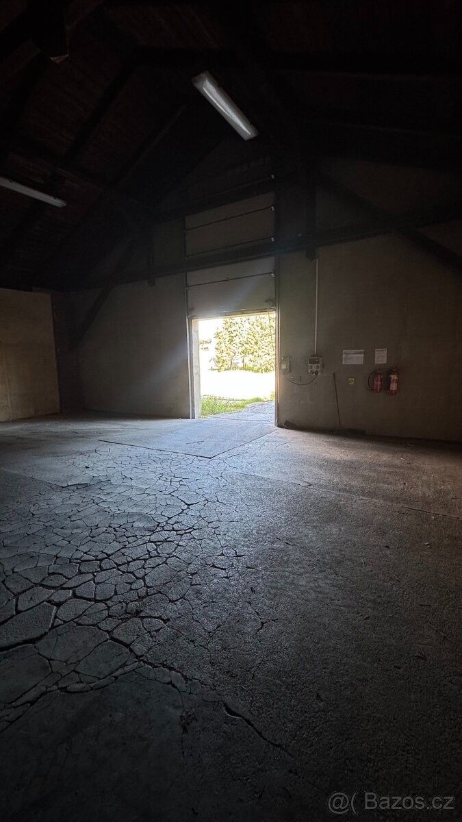 Sklad · Pardubice, 530 02 - 3