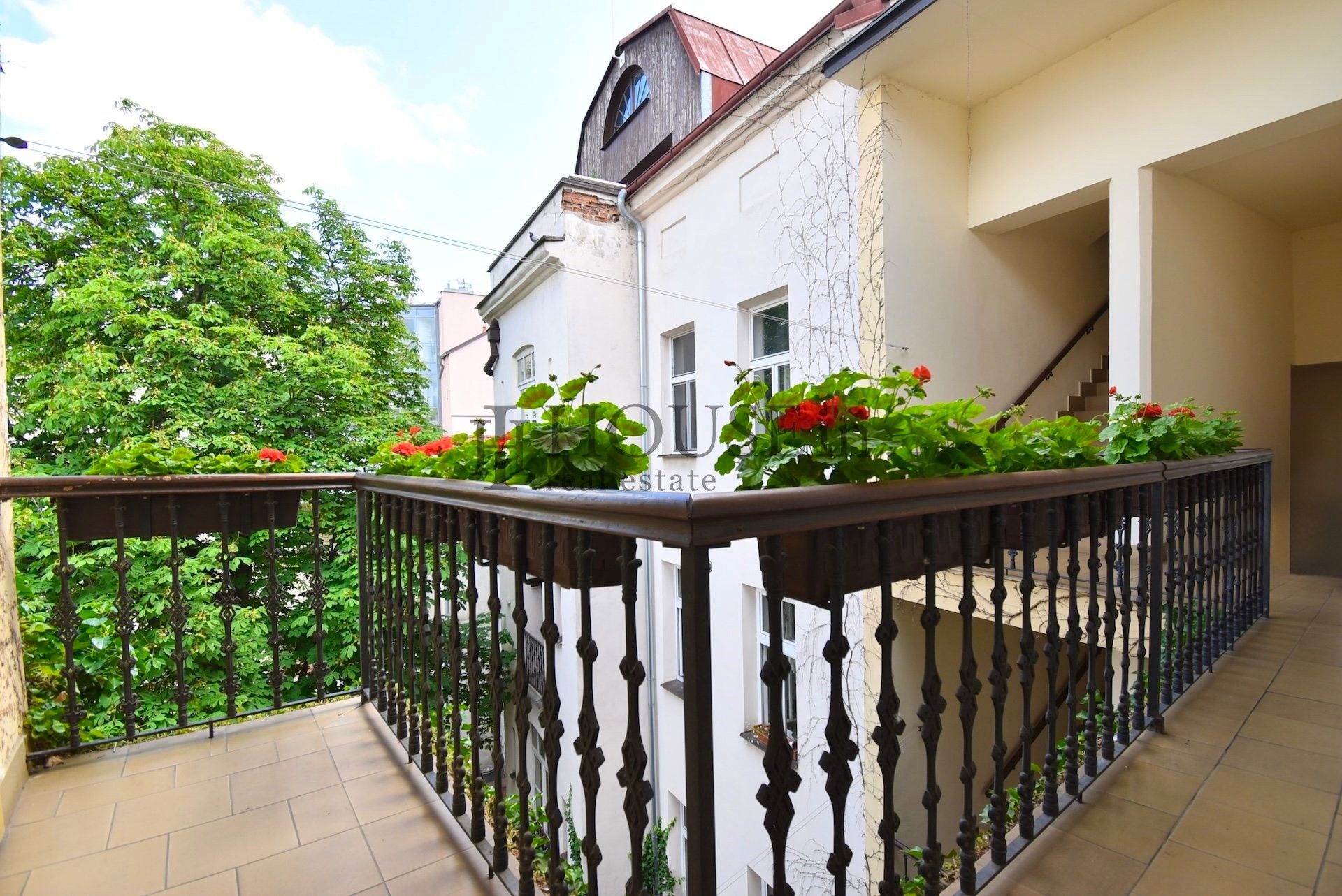 Pronájem byt 1+kk - Seifertova, Praha, 30 m²