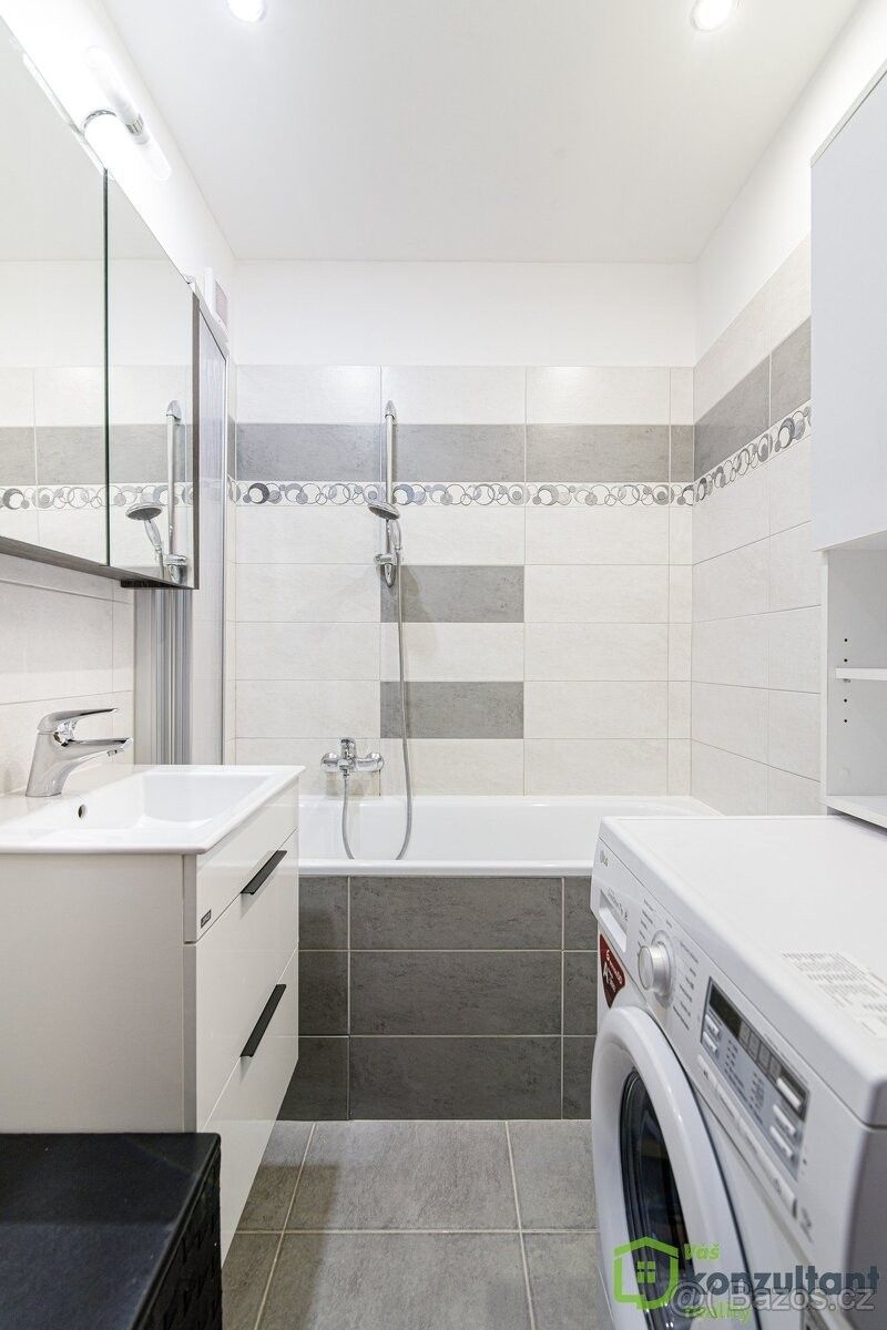 Prodej byt - Kopřivnice, 742 21