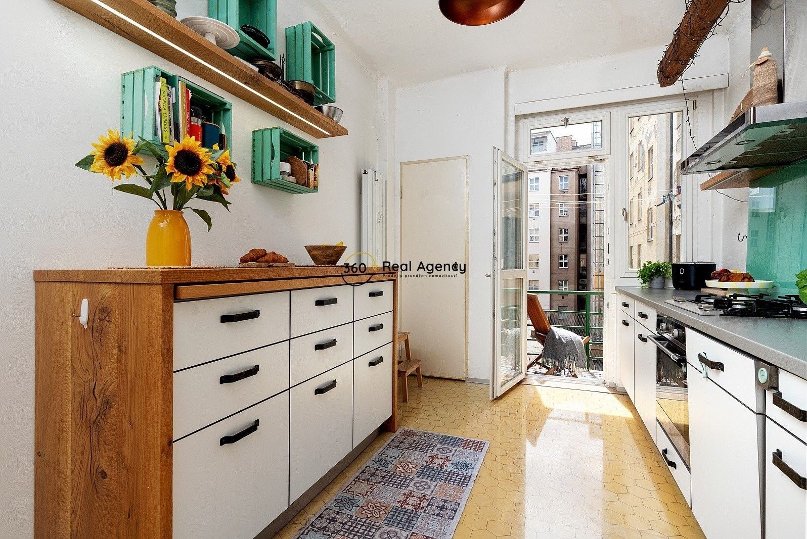 3+1, Veletržní 196, Praha Holešovice, 114 m² - 1