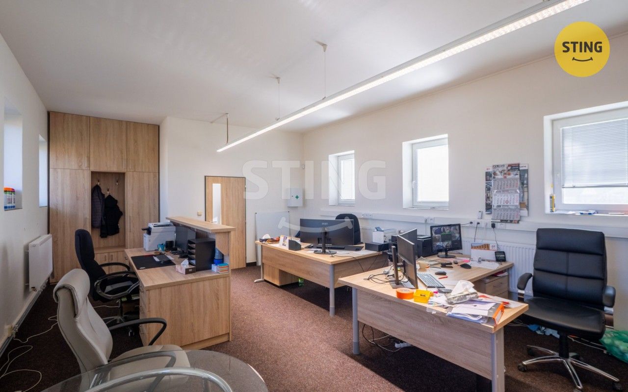 Prodej komerční - Opava, 1 100 m² - 5