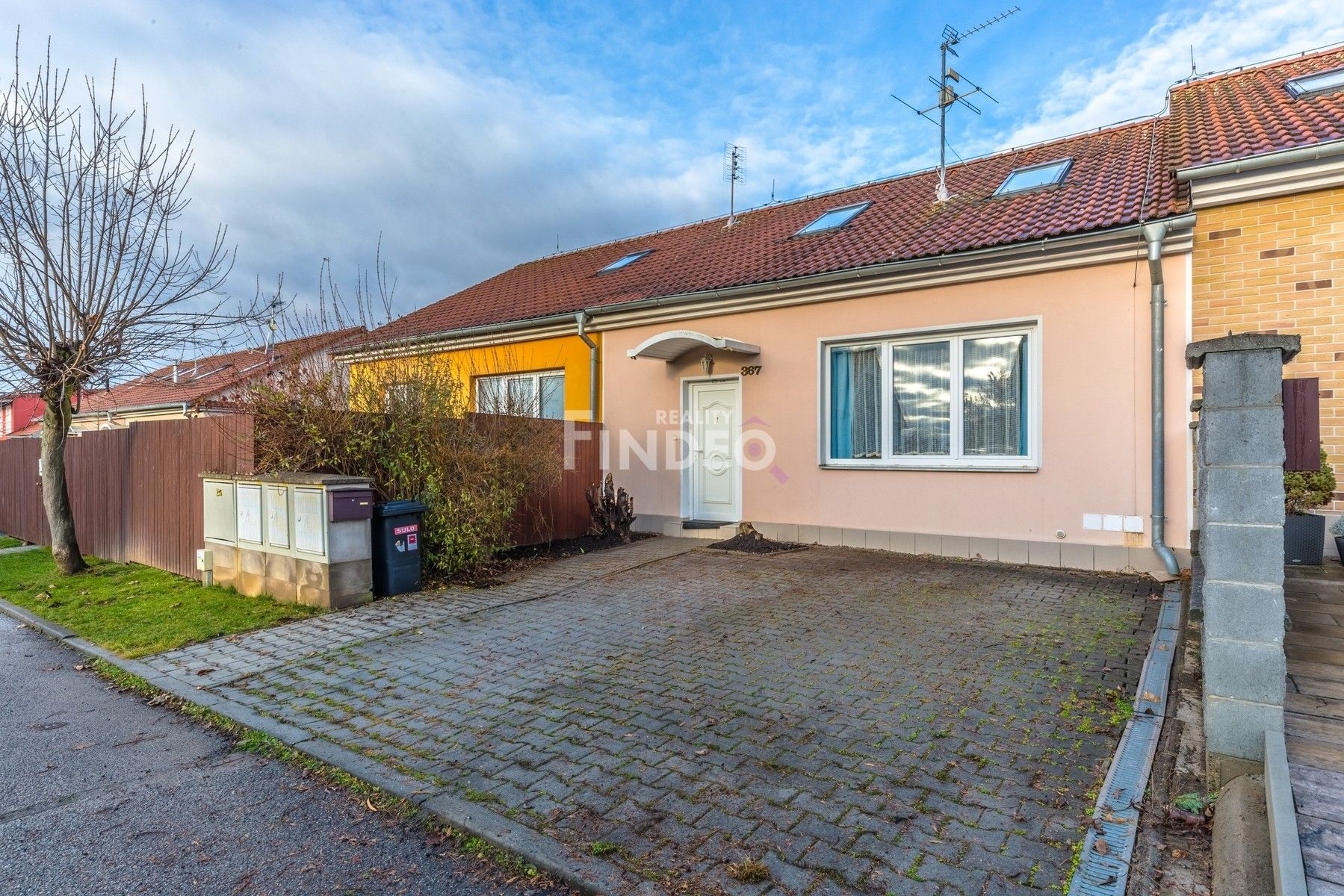 4+1, U háječku, Nučice, 96 m²