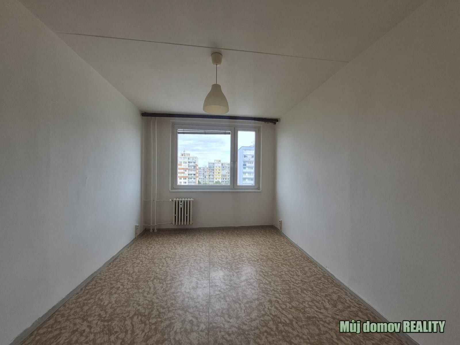 Byt 3+1 · 75 m² · Na chobotě, Praha - 3