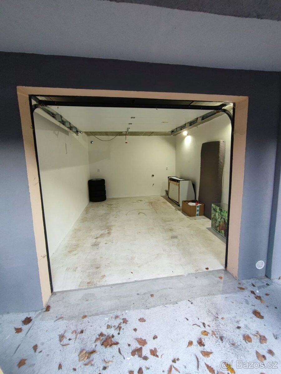 Pronájem garáž - Doksy, 472 01