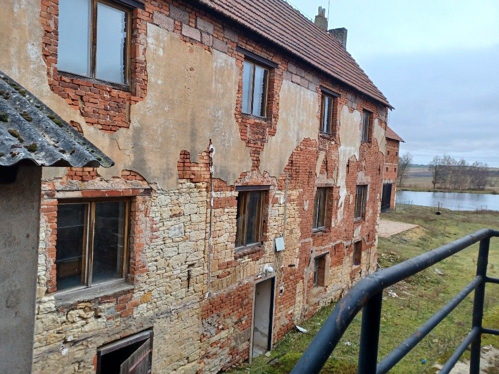 Činžovní dům · 1 600 m² · Kroučová - 4
