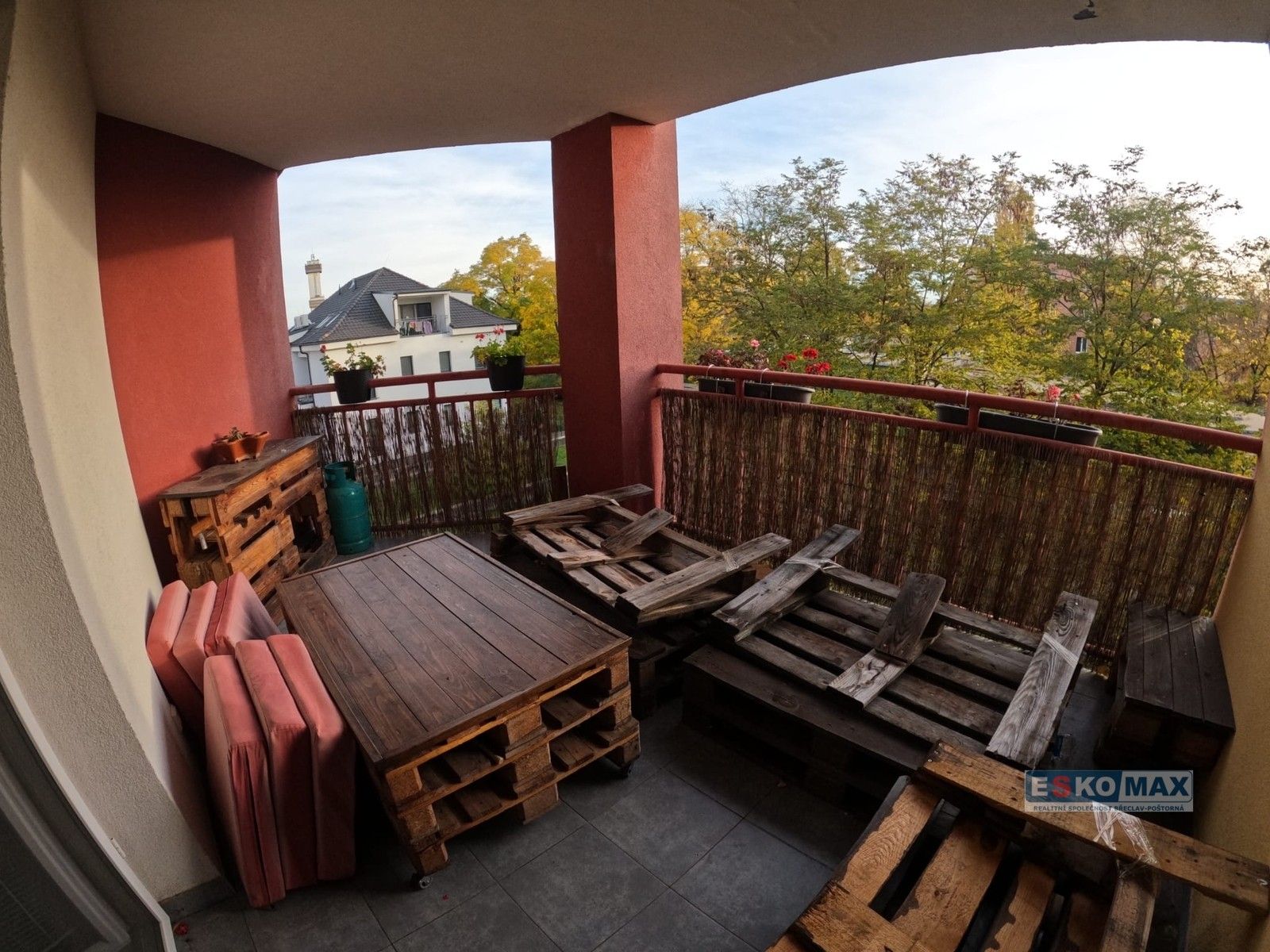 Pronájem byt 2+kk - Kpt. Jaroše, Břeclav, 72 m²