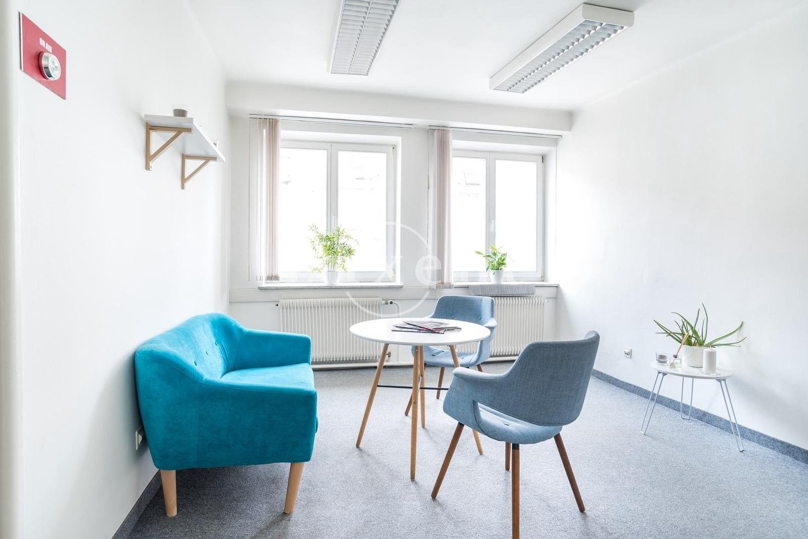 Pronájem kancelář - Břehová, Praha, 22 m²