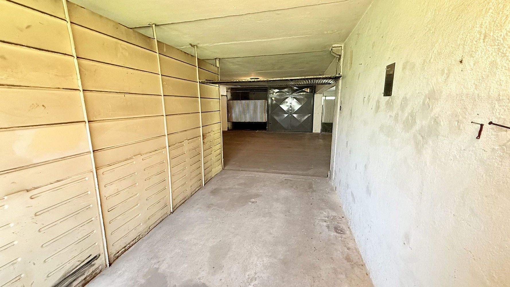 Garáž · 13 m² · Plzeň - Doubravka, okres Plzeň-město, Plzeňský kraj - 4