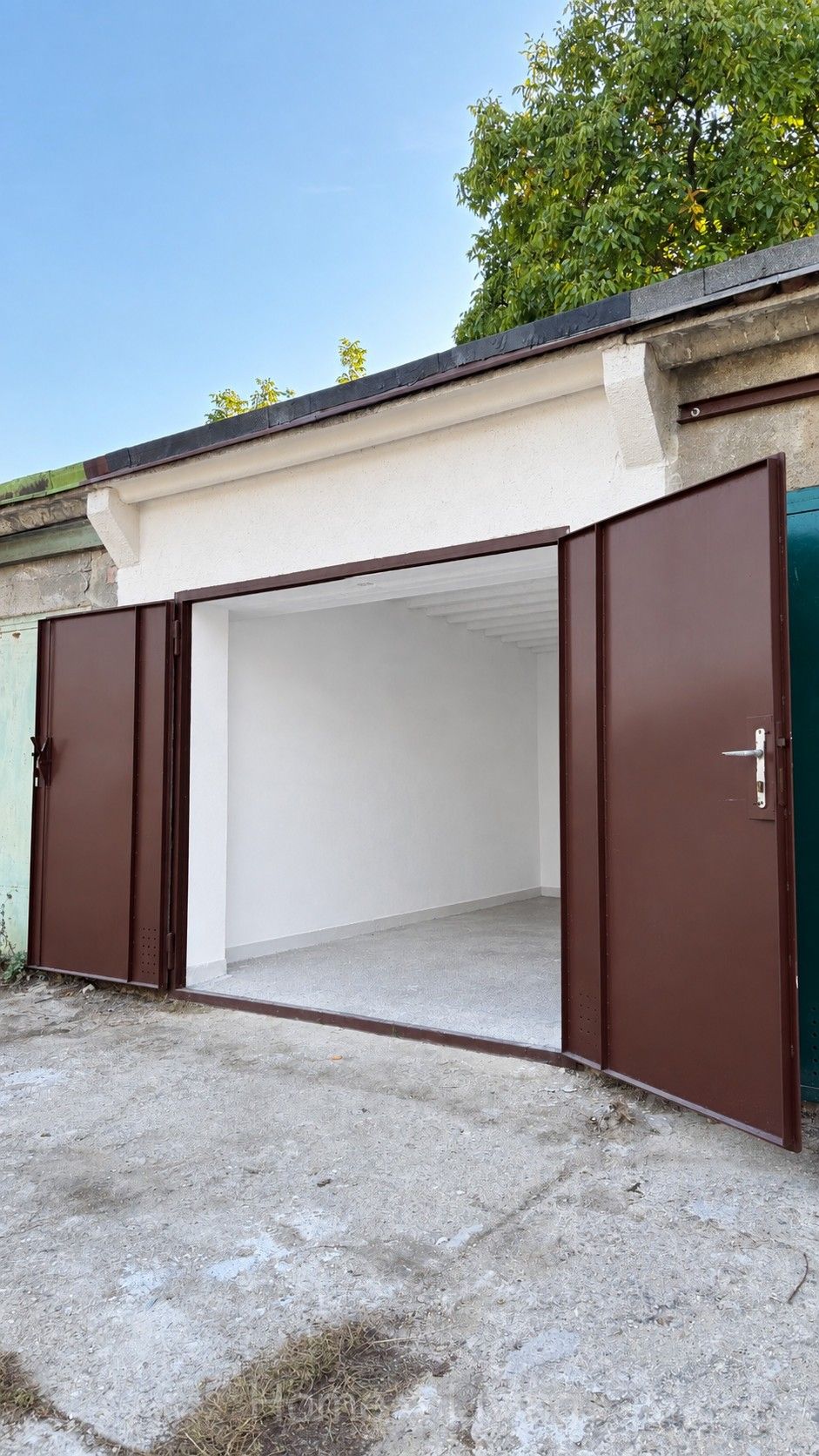 Garáže, Provazníkova, Brno, 20 m² - 2