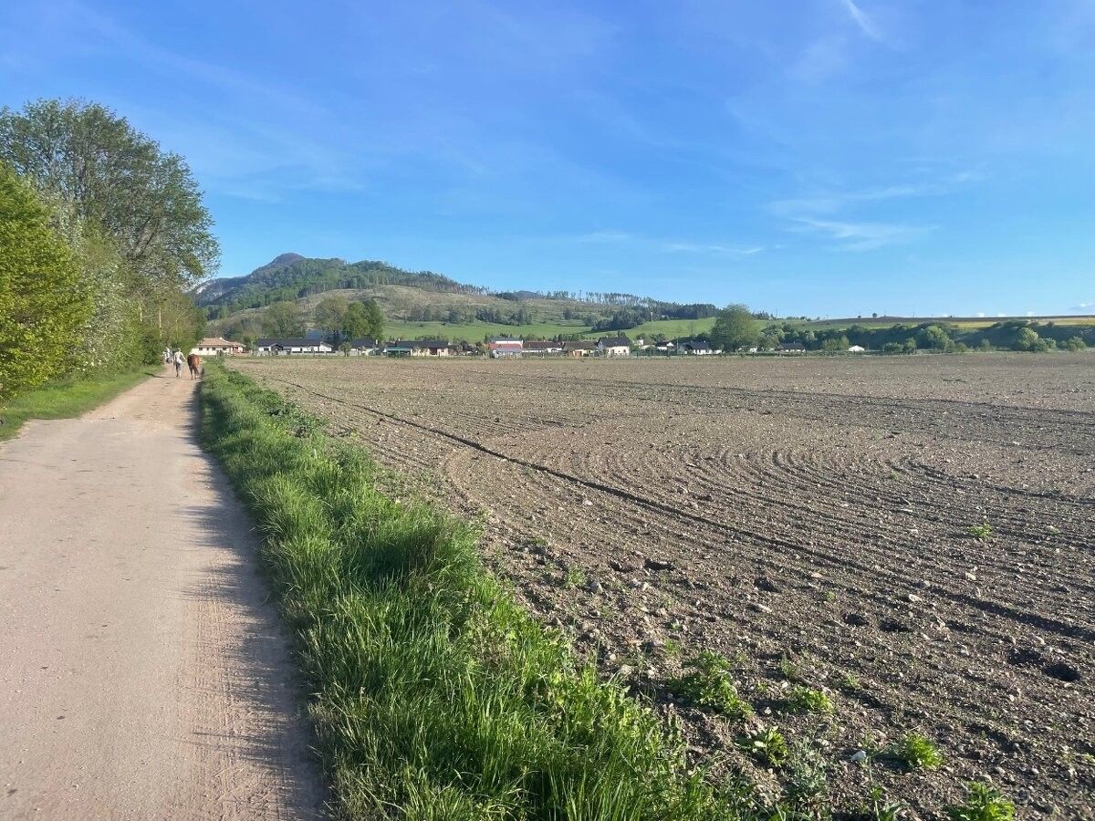 Pozemky pro bydlení, 987 65, Slovensko