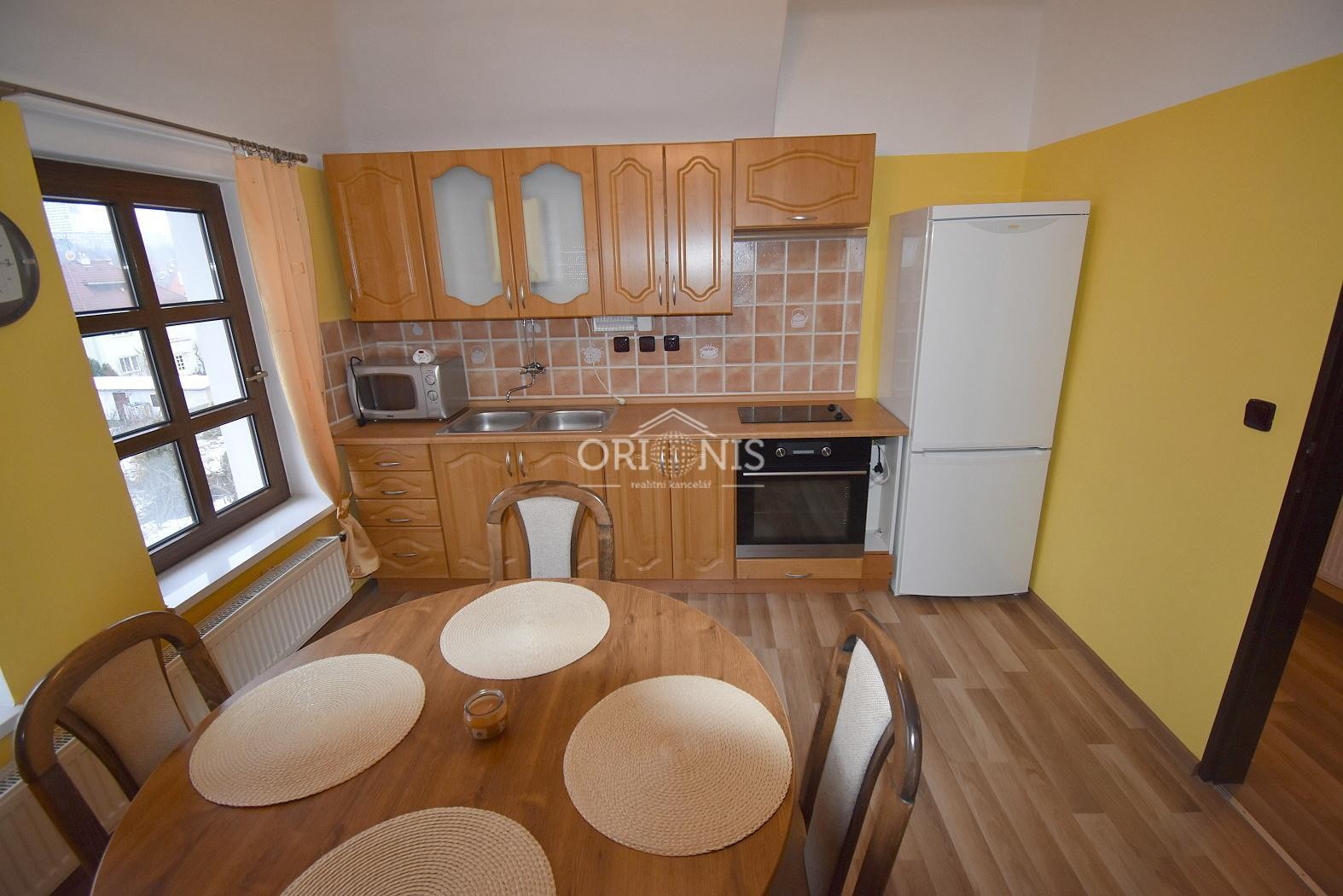 Byt 2+1 · 63 m² · Vaníčkova, Chomutov - 3