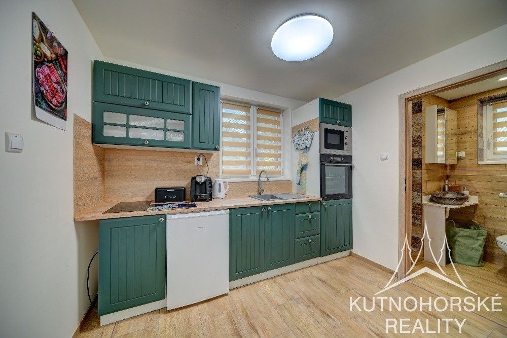 Prodej chata - Červené Janovice, 80 m²