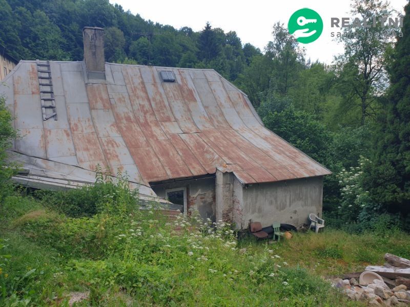 Rodinný dům · 147 m² · Riedlova  , Desná III - 3