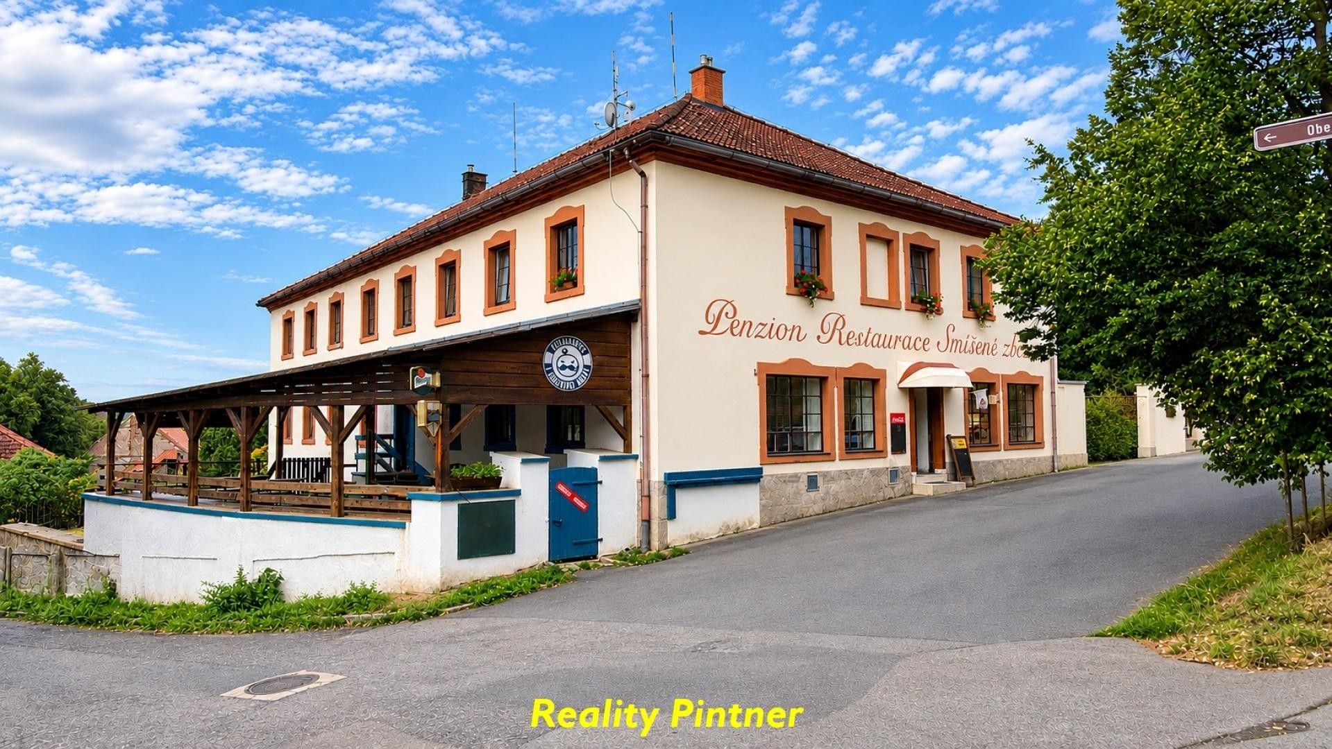 Ubytovací zařízení, 680 m²