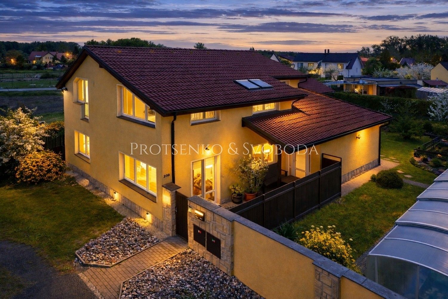 Rodinný dům, 283 m²