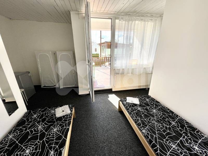 Pronájem rodinný dům - Srnojedská, Pardubice Svítkov, 20 m² - 5