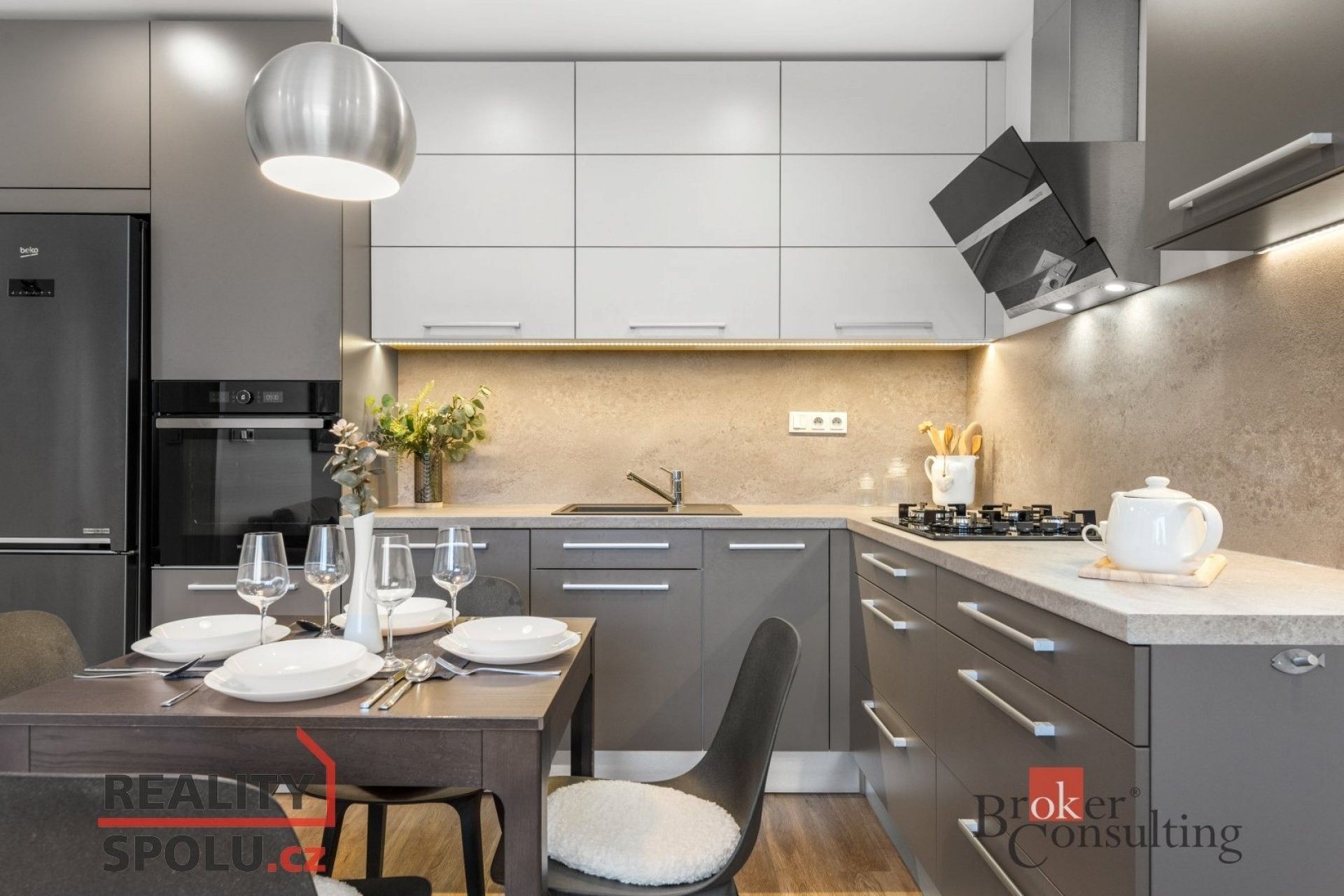 Prodej byt 2+kk - Durychova, Hradec Králové, 46 m²