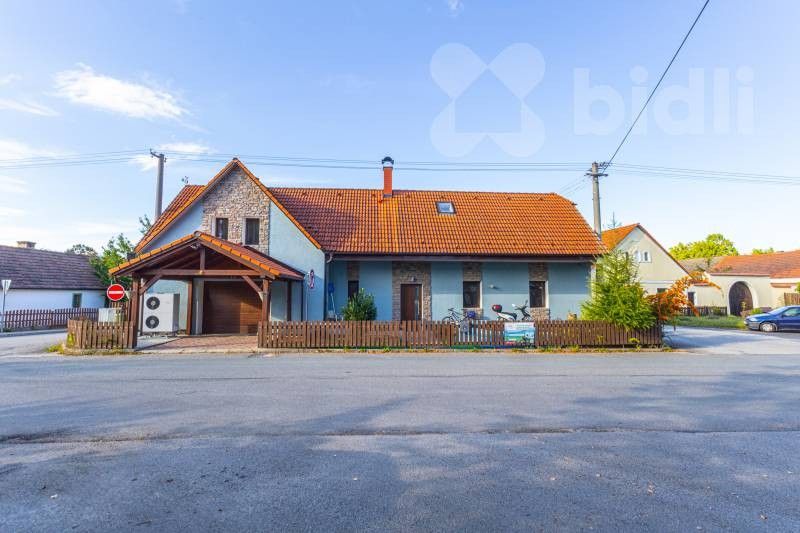 Rodinné domy, Lužnice, 180 m² - 1