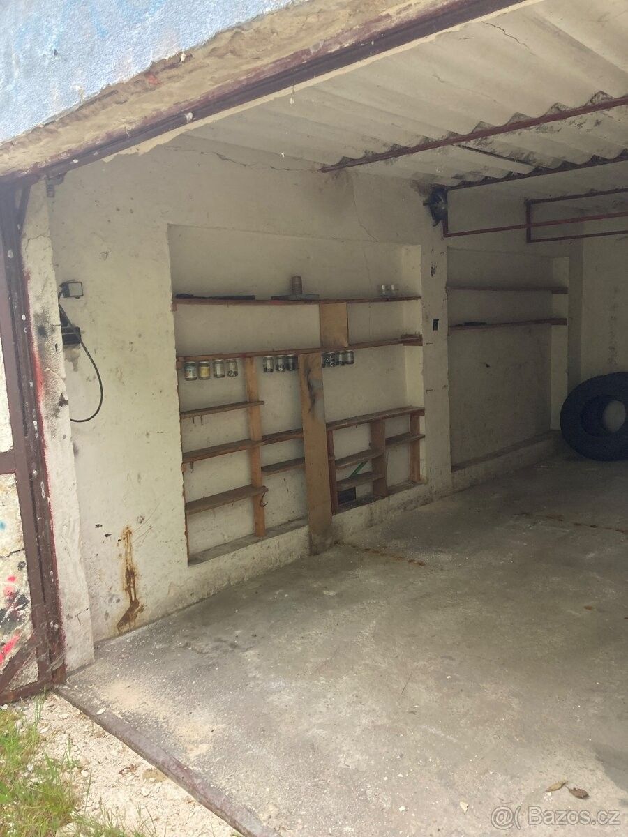 Prodej garáž - Mělník, 276 01, 18 m²