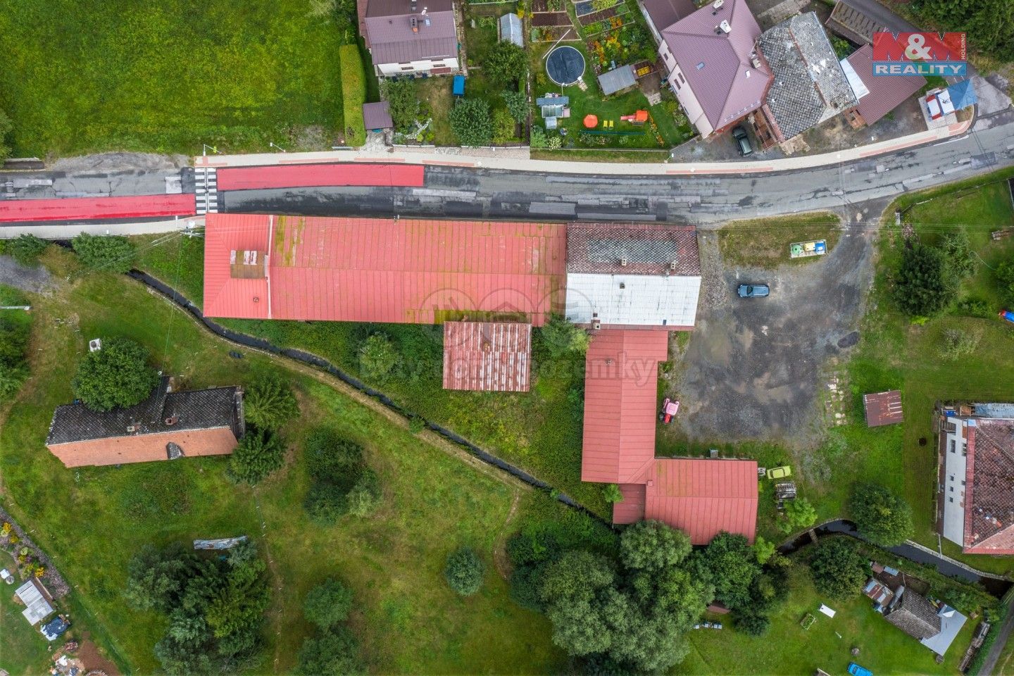 Prodej zemědělský objekt - Nová Ves nad Popelkou, 1 427 m²