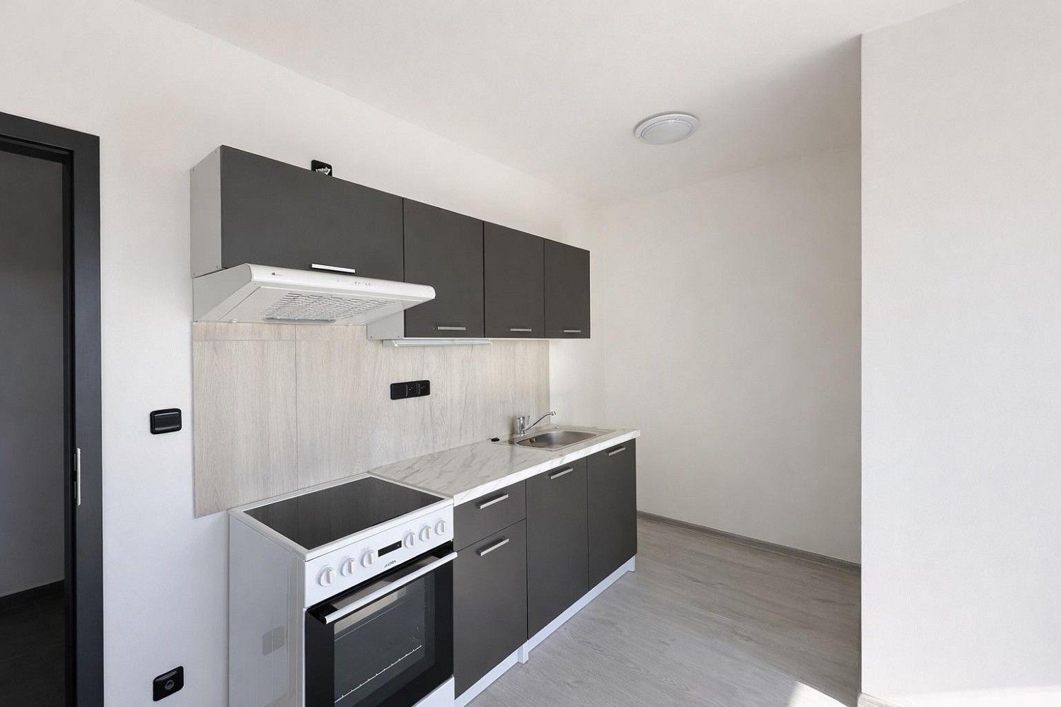 2+kk, Kladno - Kročehlavy, Středočeský kraj, 32 m² - 2
