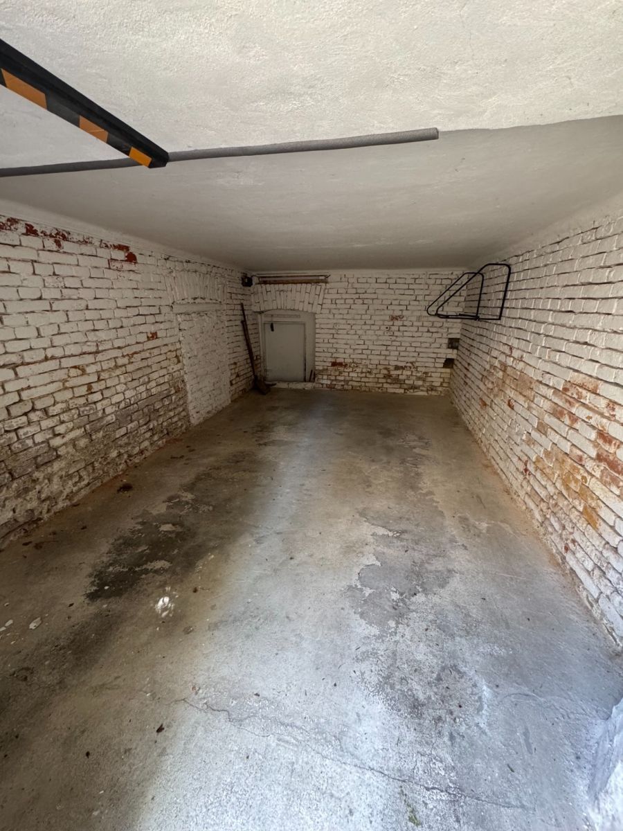 Pronájem garáž - Resslova, Olomouc - Nová Ulice, Olomoucký kraj, 17 m² - 2