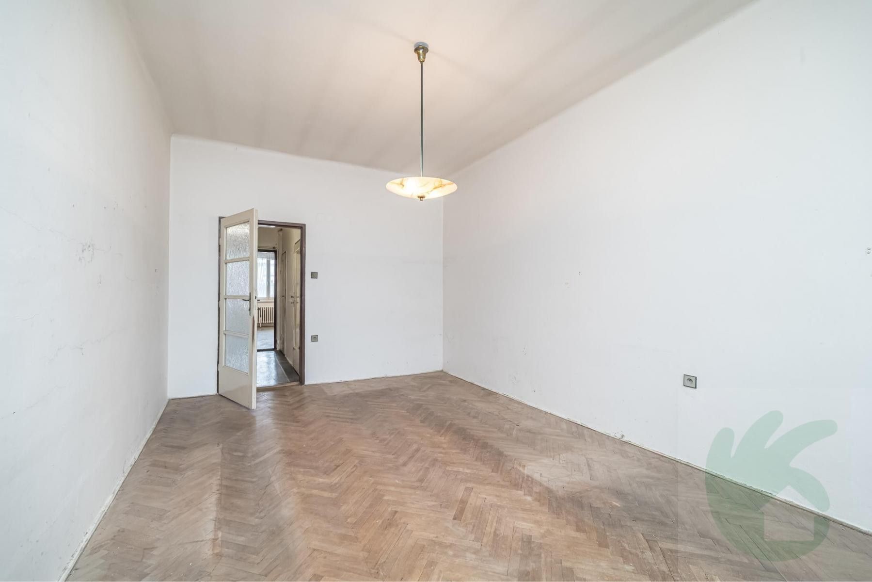 3+kk, Perunova, Praha, 70 m²