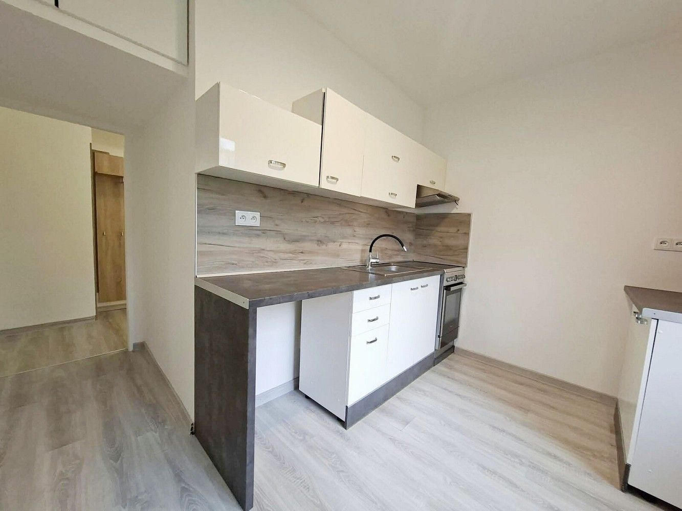 2+1, Kosmonautů, Karviná - Ráj, 58 m² - 1