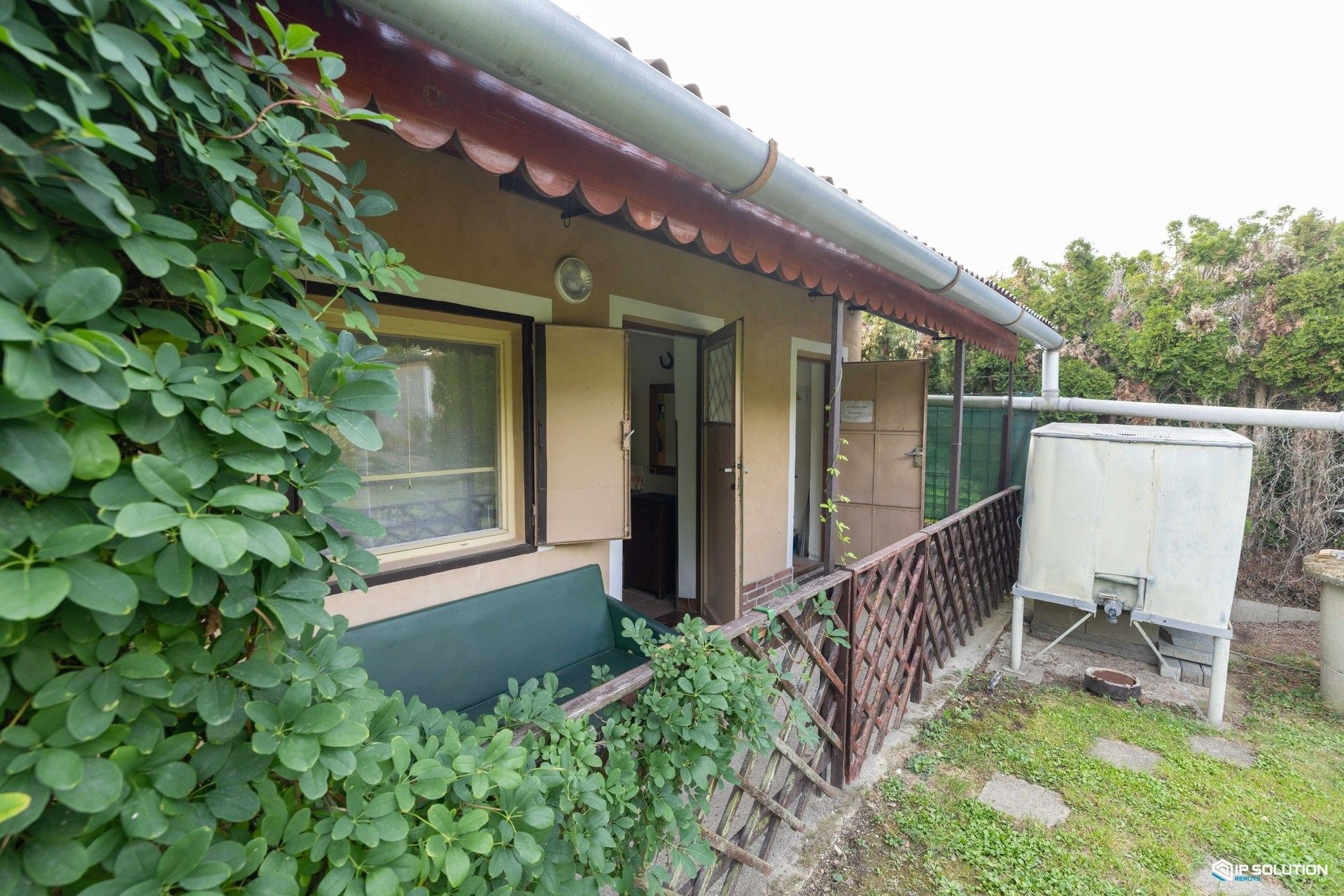 Zahrada, 305 m²