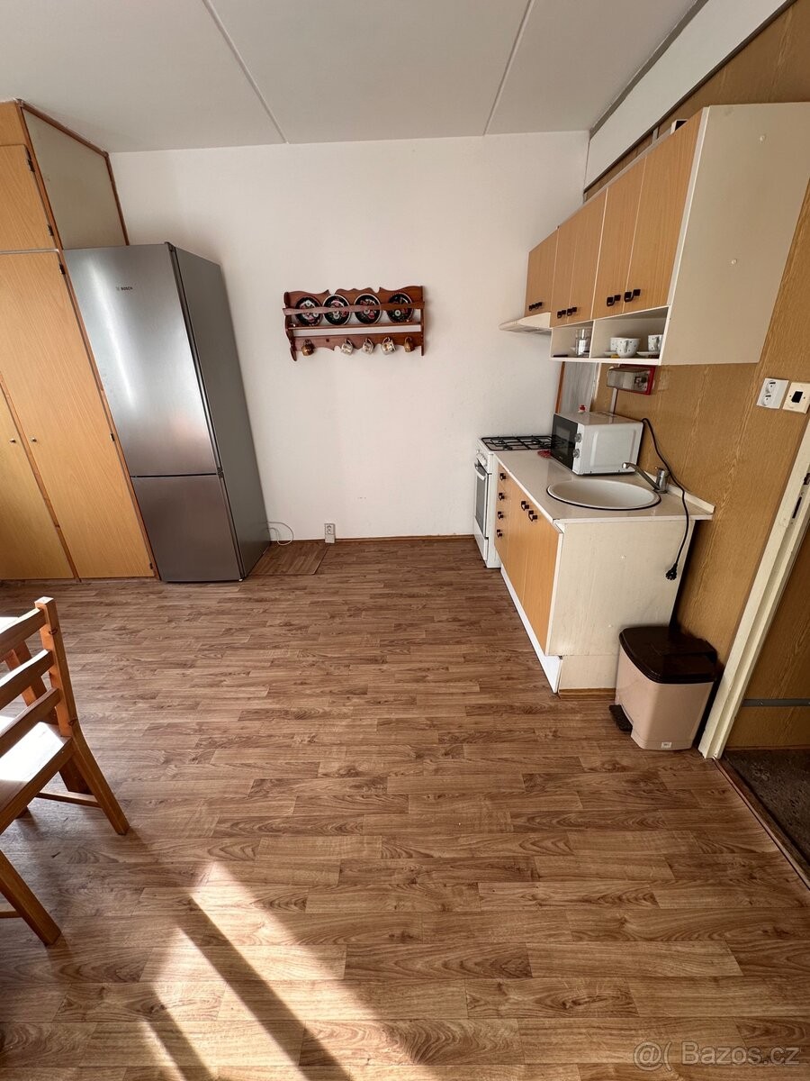 Prodej byt - Ostrov nad Ohří, 363 01 - 2